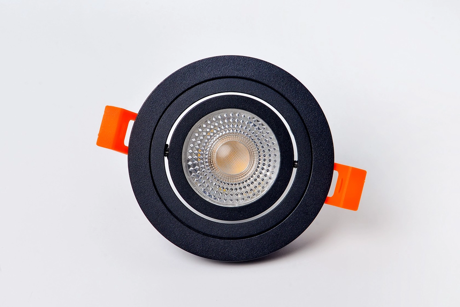 LED spot 84IW6D, qara