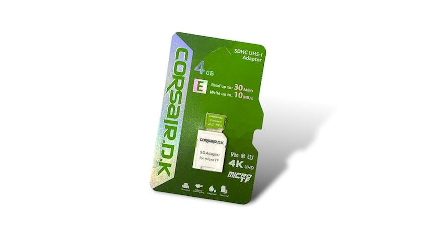 Yaddaş kartı Corsair D.K. 4GB Green Box Metal 4 K UHD