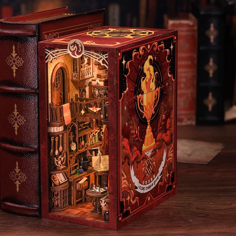 Roombox Gryffindor, 14+ yaş
