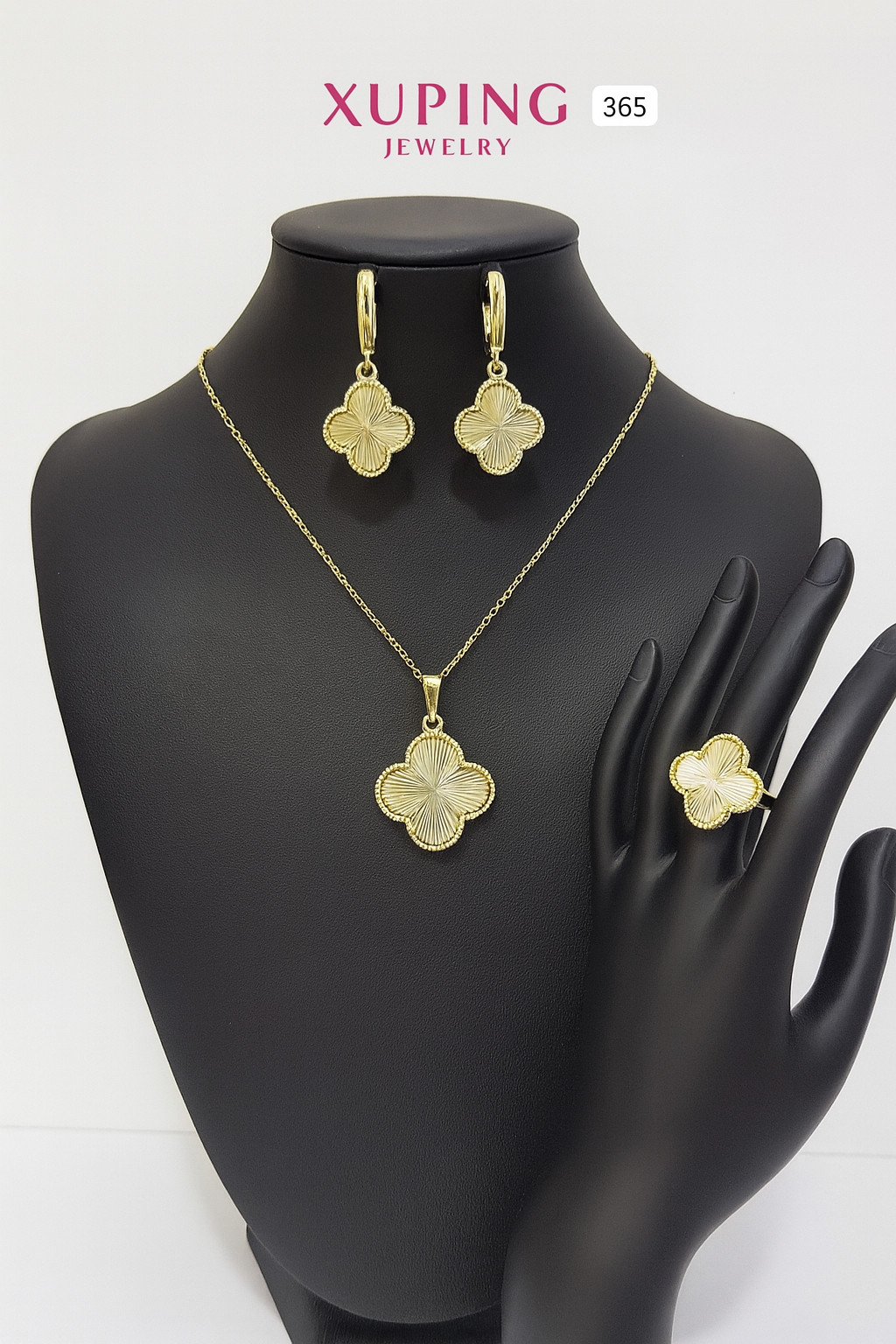 Bijuteriya dəsti kulonlu zəncir, sırğa və üzük Xuping Jewelry ozn51