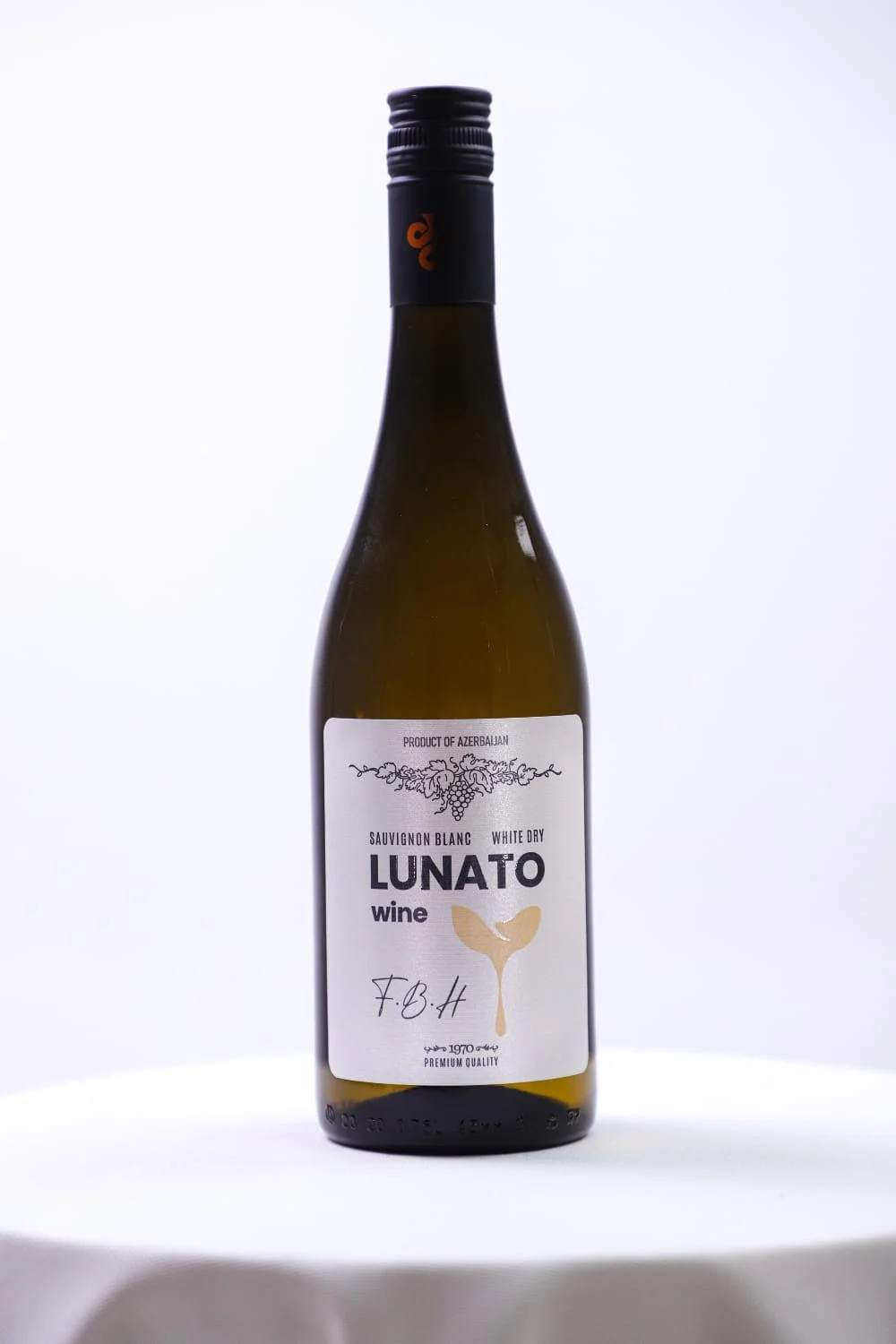 Ağ şərab Lunato Sauvignon Dry, 750 ml
