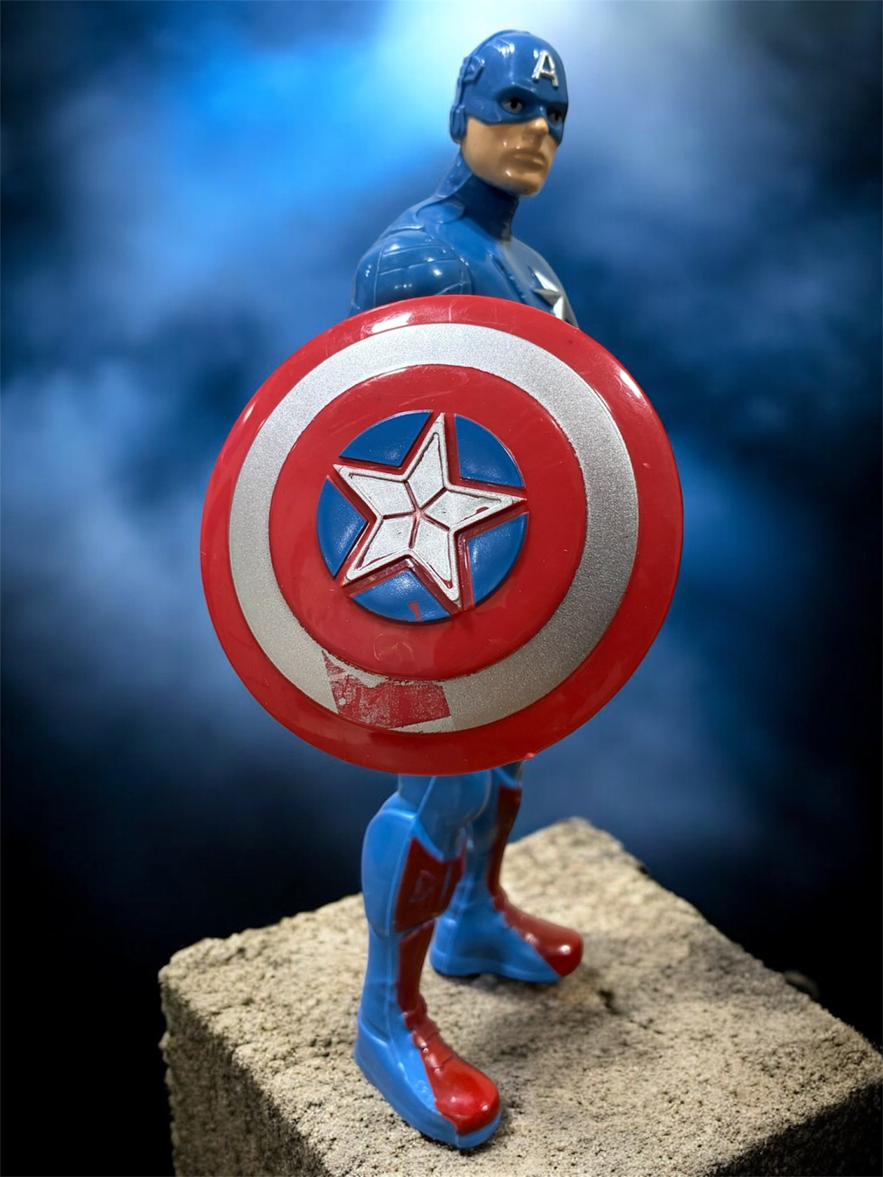 Fiqur Avengers Kapitan Amerika, 20 sm