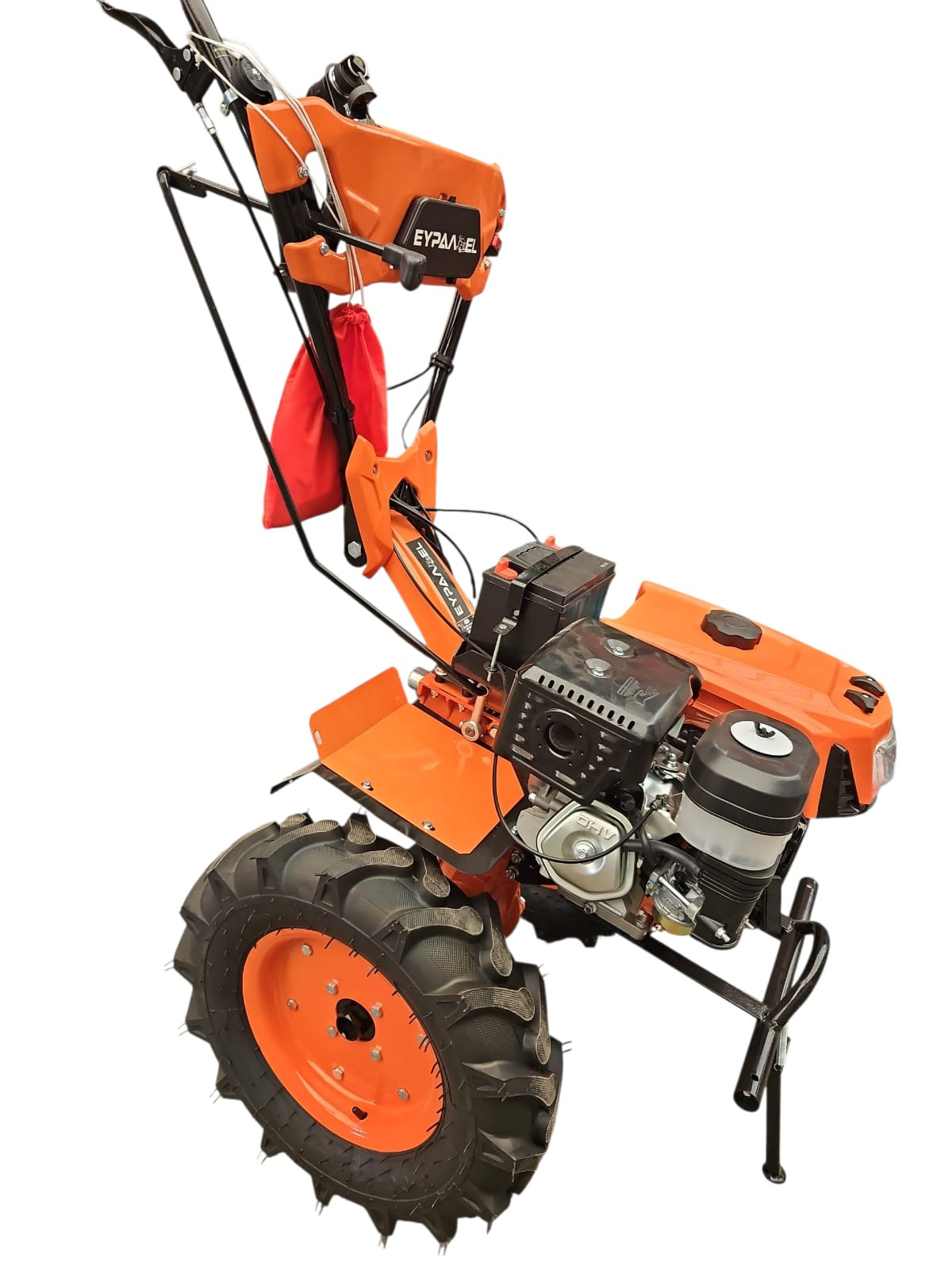 Traktor Ural 15HP