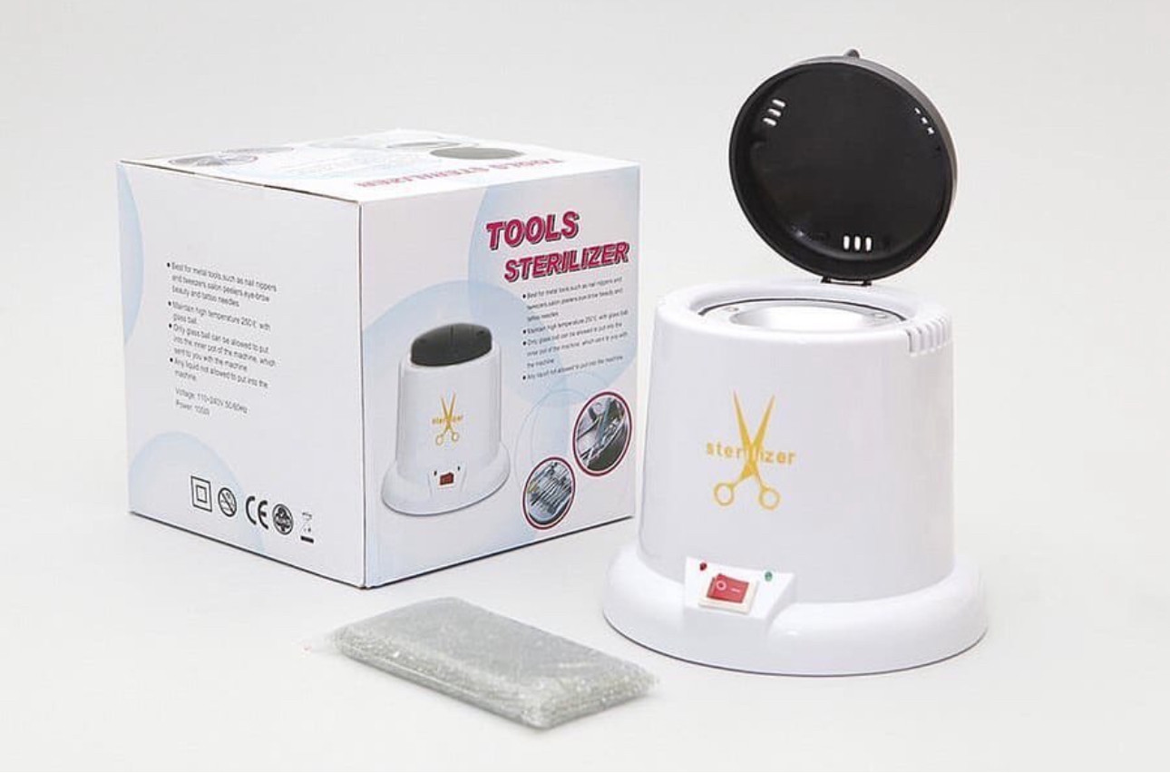 Sterilizator manikür alətlər üçün, ağ