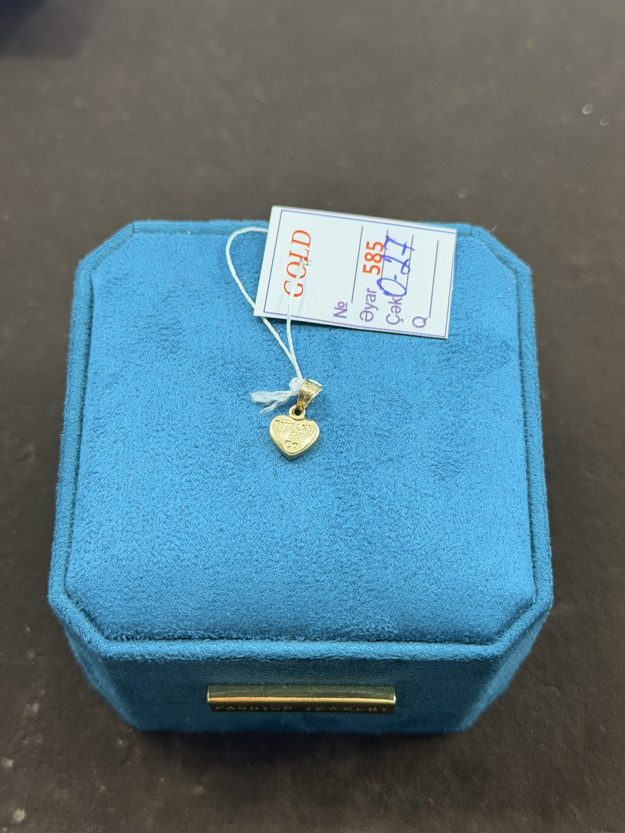 Kulon 2337068, qızıl, əyar 585, 0.27 q