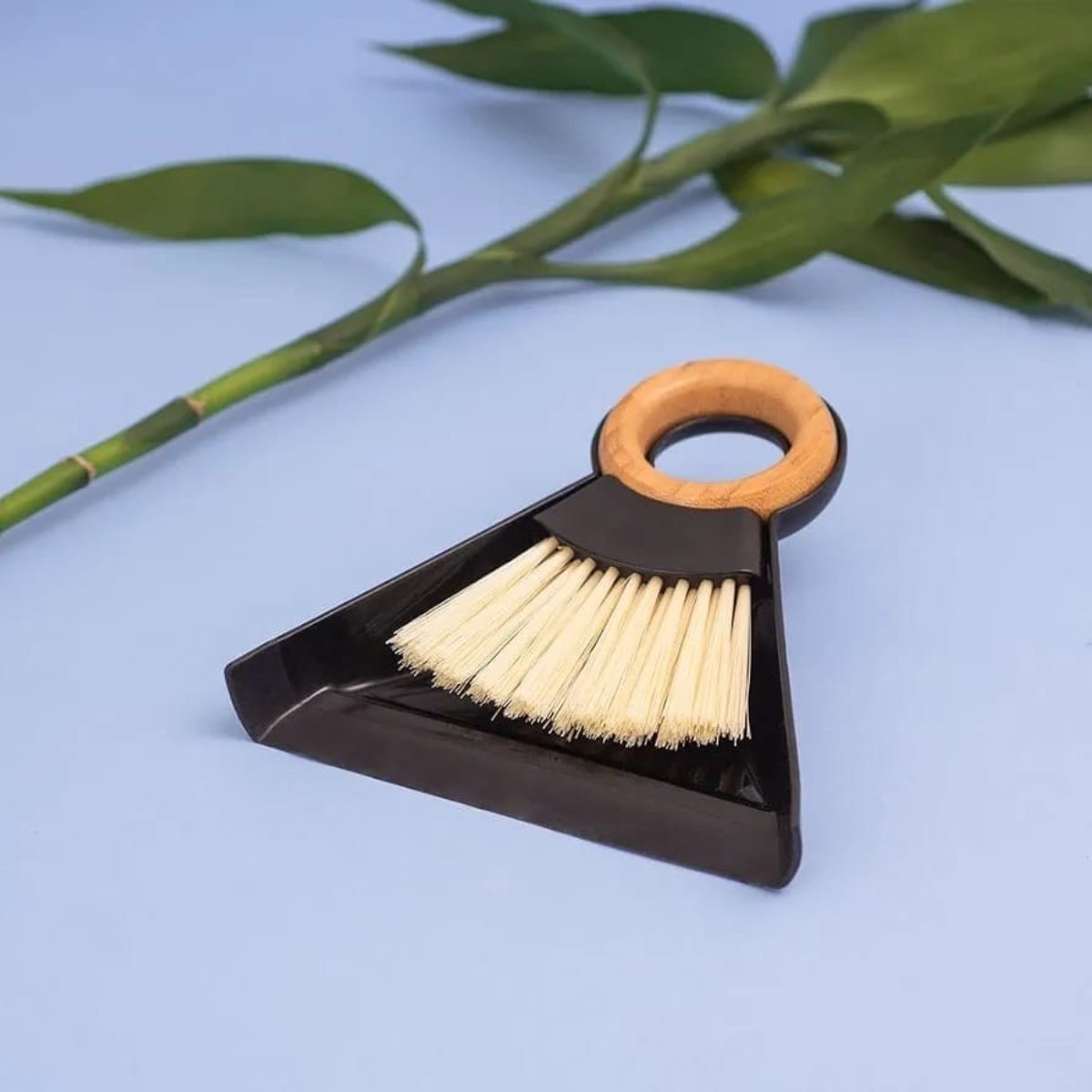 Süpürgə və xəkəndaz, masa üçün, plastik, qara